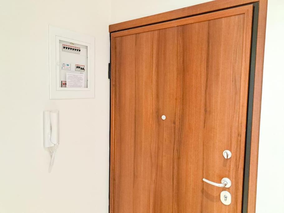 Luxury Suite Patras Buitenkant foto