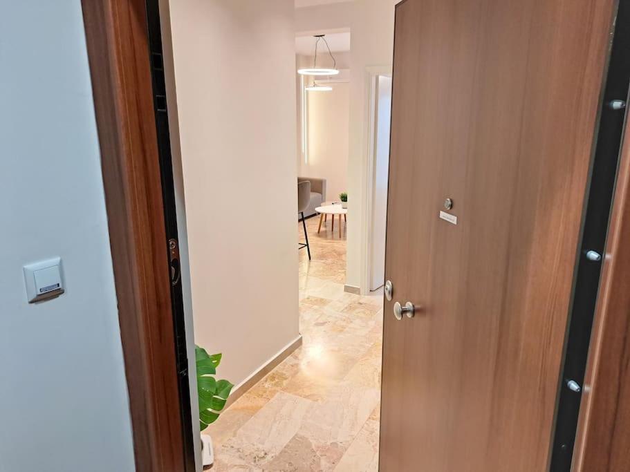 Luxury Suite Patras Buitenkant foto